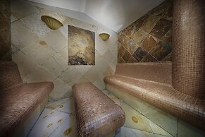 CARLSBAD PLAZA Medical Spa & Wellness hotel