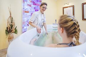 CARLSBAD PLAZA Medical Spa & Wellness hotel