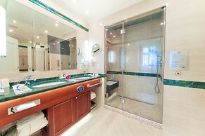 CARLSBAD PLAZA Medical Spa & Wellness hotel
