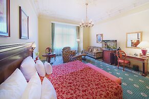 CARLSBAD PLAZA Medical Spa & Wellness hotel