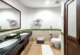 Alpina Phuket Nalina Resort & Spa