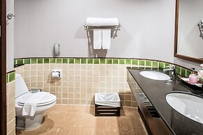 Alpina Phuket Nalina Resort & Spa