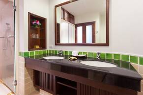 Alpina Phuket Nalina Resort & Spa