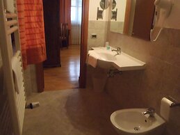 Airone Pisa Park Hotel