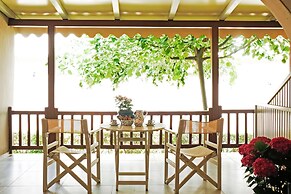 Acrotel Athena Pallas