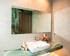 Acrotel Athena Pallas