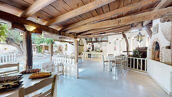 Acrotel Athena Pallas