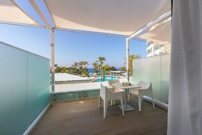 Crystal Springs Beach Hotel