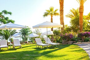 Crystal Springs Beach Hotel