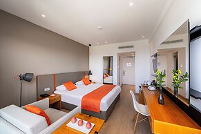 Crystal Springs Beach Hotel