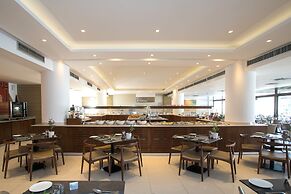 Crystal Springs Beach Hotel