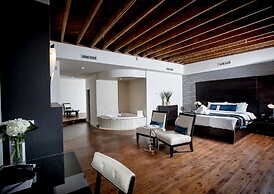 Sterling Inn & Spa - an Ontario's Finest Inn