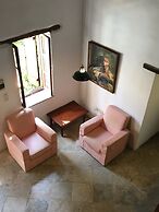 Porfyrios Country House