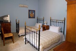 Porfyrios Country House