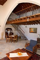 Porfyrios Country House