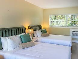 Ocean Lodge