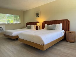 Ocean Lodge