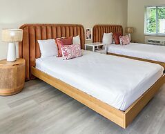 Ocean Lodge