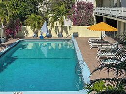 Ocean Lodge