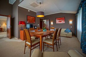 Farmona Hotel Business & Spa