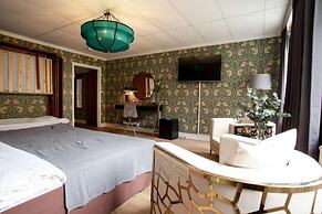 Centric Hotel