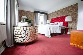 Centric Hotel