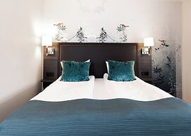 Bårdshaug Herregård