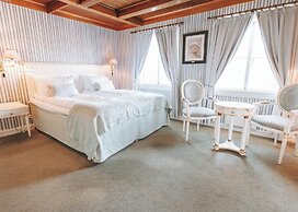 Bårdshaug Herregård