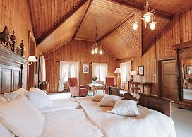 Bårdshaug Herregård