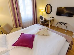 Bårdshaug Herregård