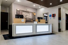 Holiday Inn Express Hotel & Suites Swansea by IHG