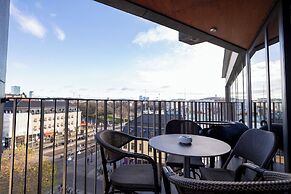 Avalon Hotel