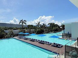 Pool Port Douglas