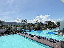 Pool Port Douglas