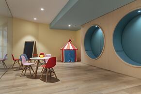 Crowne Plaza Caparica Lisbon by IHG