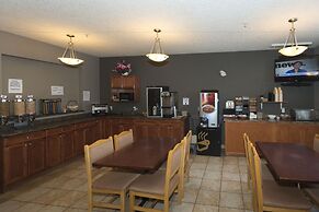 Lakeview Inns & Suites - Fort Nelson