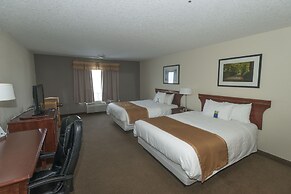 Lakeview Inns & Suites - Fort Nelson