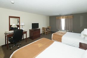 Lakeview Inns & Suites - Fort Nelson