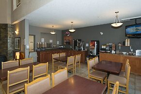 Lakeview Inns & Suites - Fort Nelson