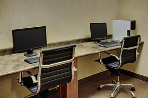 Lakeview Inns & Suites - Fort Nelson