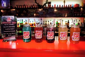 Nomads St Kilda Hostel