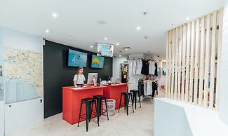 Nomads St Kilda Hostel