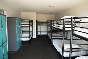 Nomads St Kilda Hostel