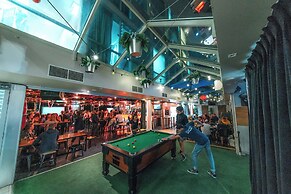 Nomads St Kilda Hostel