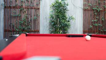 Nomads St Kilda Hostel