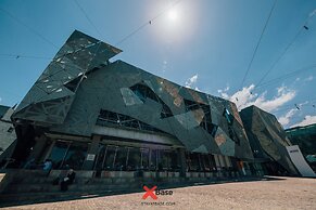 Nomads St Kilda Hostel