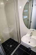 Nomads St Kilda Hostel