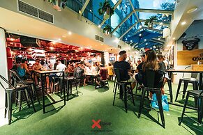 Nomads St Kilda Hostel