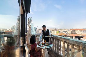 ROMANICO PALACE LUXURY HOTEL & SPA