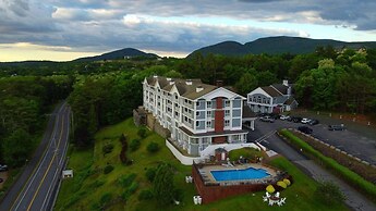 The Bluenose Inn